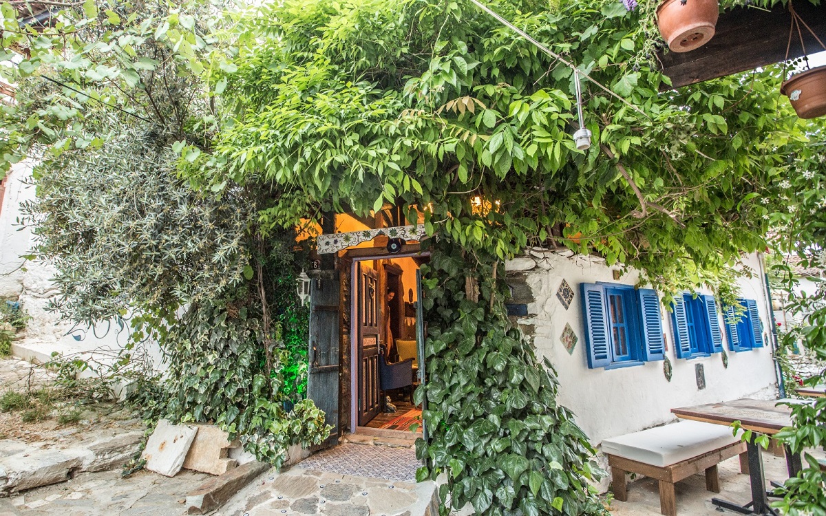 Chez Rumi Butik Otel 1