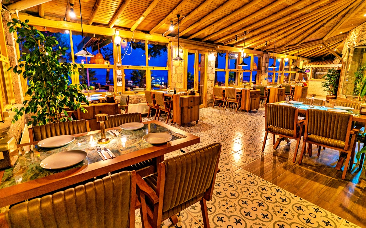 Assos Hunters Hotel 2