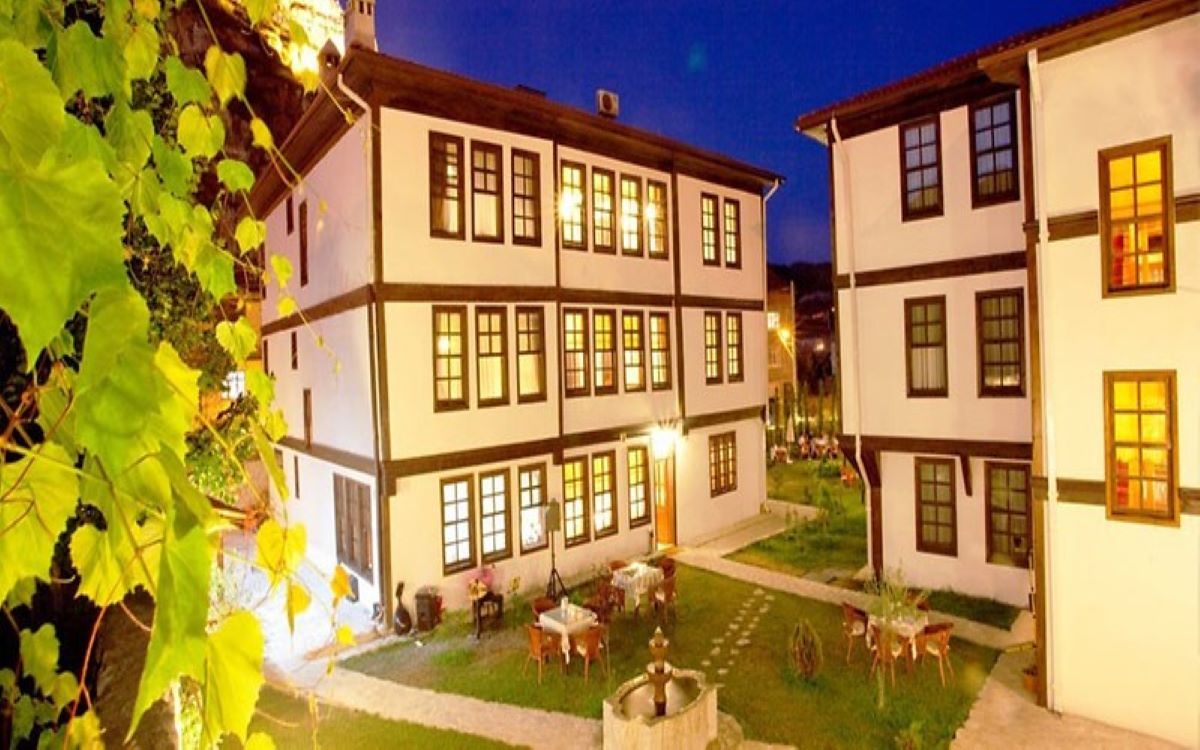 Uğurlu Konakları 2