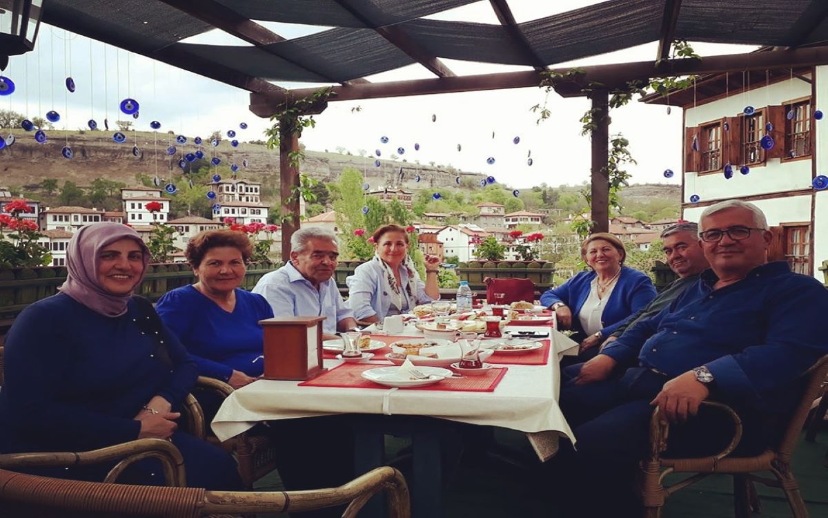 Çeşmeli Konak Hotel Garden 3