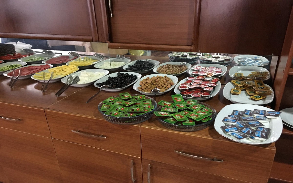 Buyuk Akcay Hotel 2