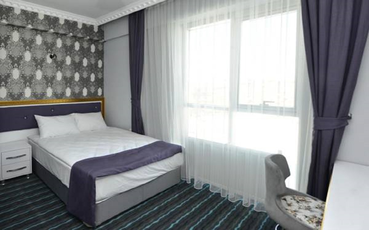 Grand Surmely Hotel 4