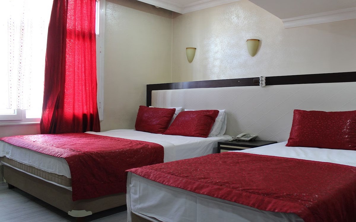 Adana Küçüksaat Otel 3