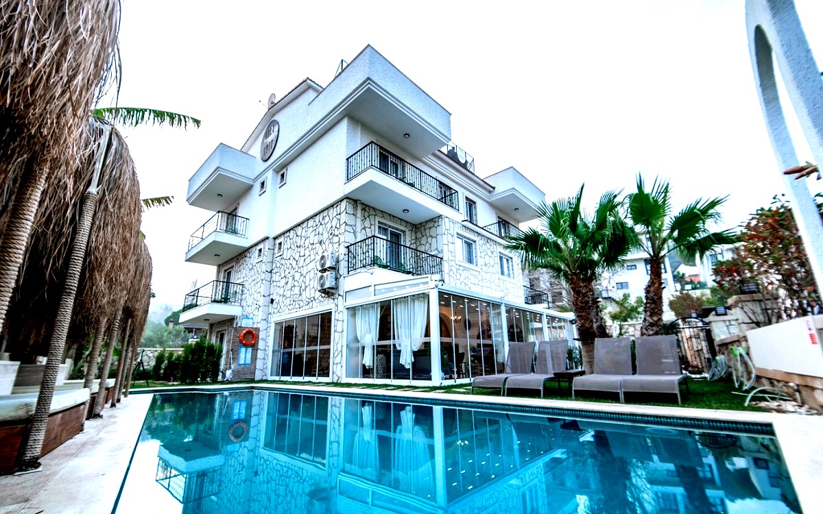 Urla 1867 Hotel 2