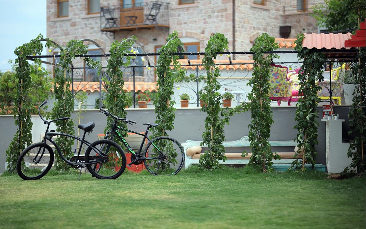 Cunda House Küçük Otel 2