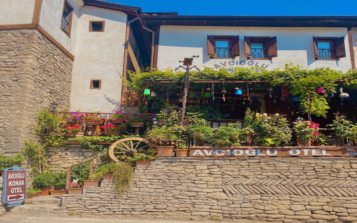 Avcıoğlu Konak Otel 2