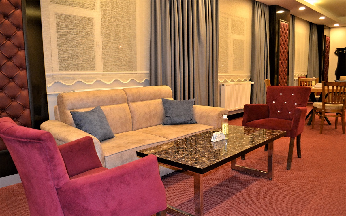 Sapran Deluxe Hotel 4