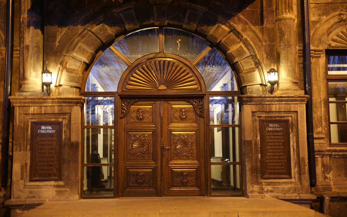 Cheltikov Hotel 1
