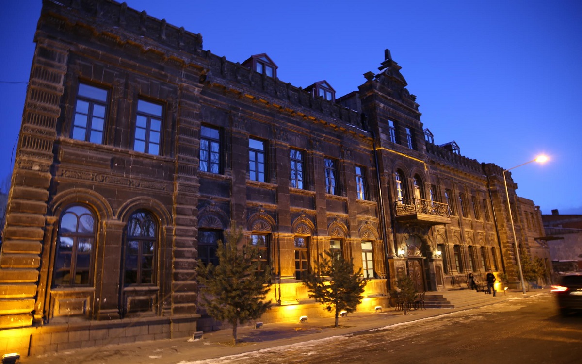 Cheltikov Hotel 4