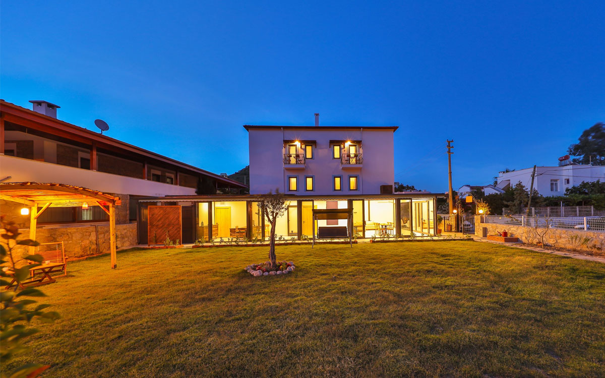 Thomas Suites 3