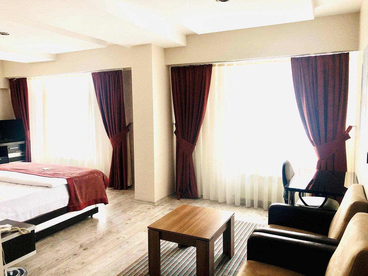 Azze Palace 4
