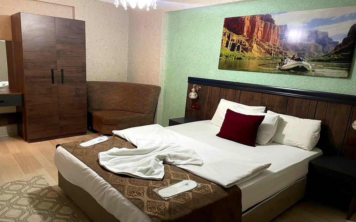 Comfort Suite Hotel 1