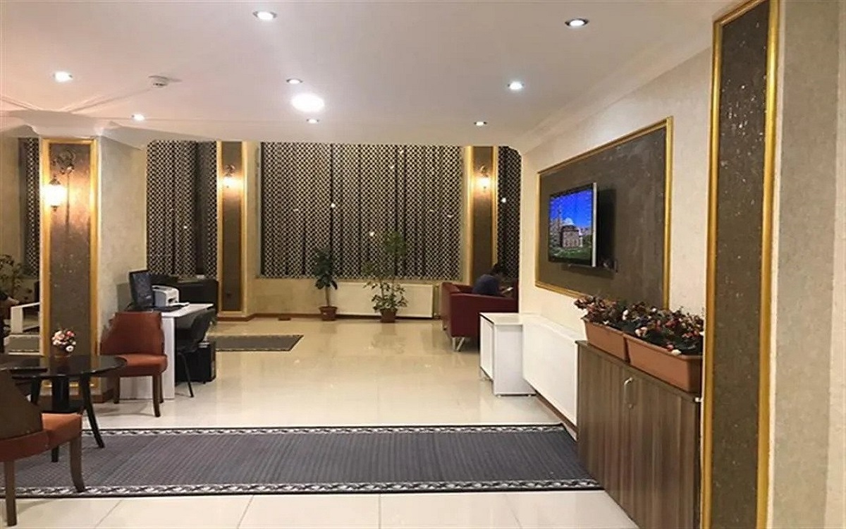 Dosco Hotel Van 3