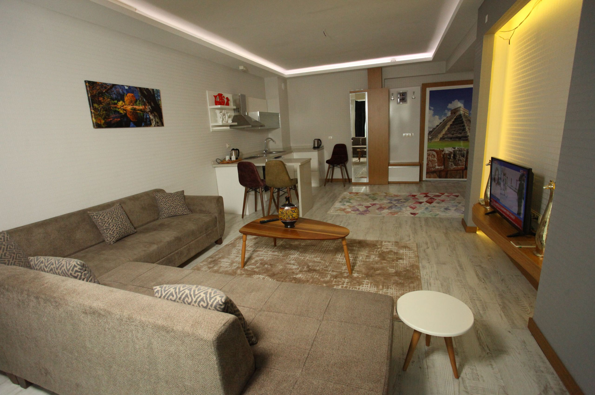 The City Walls Suit Otel 3