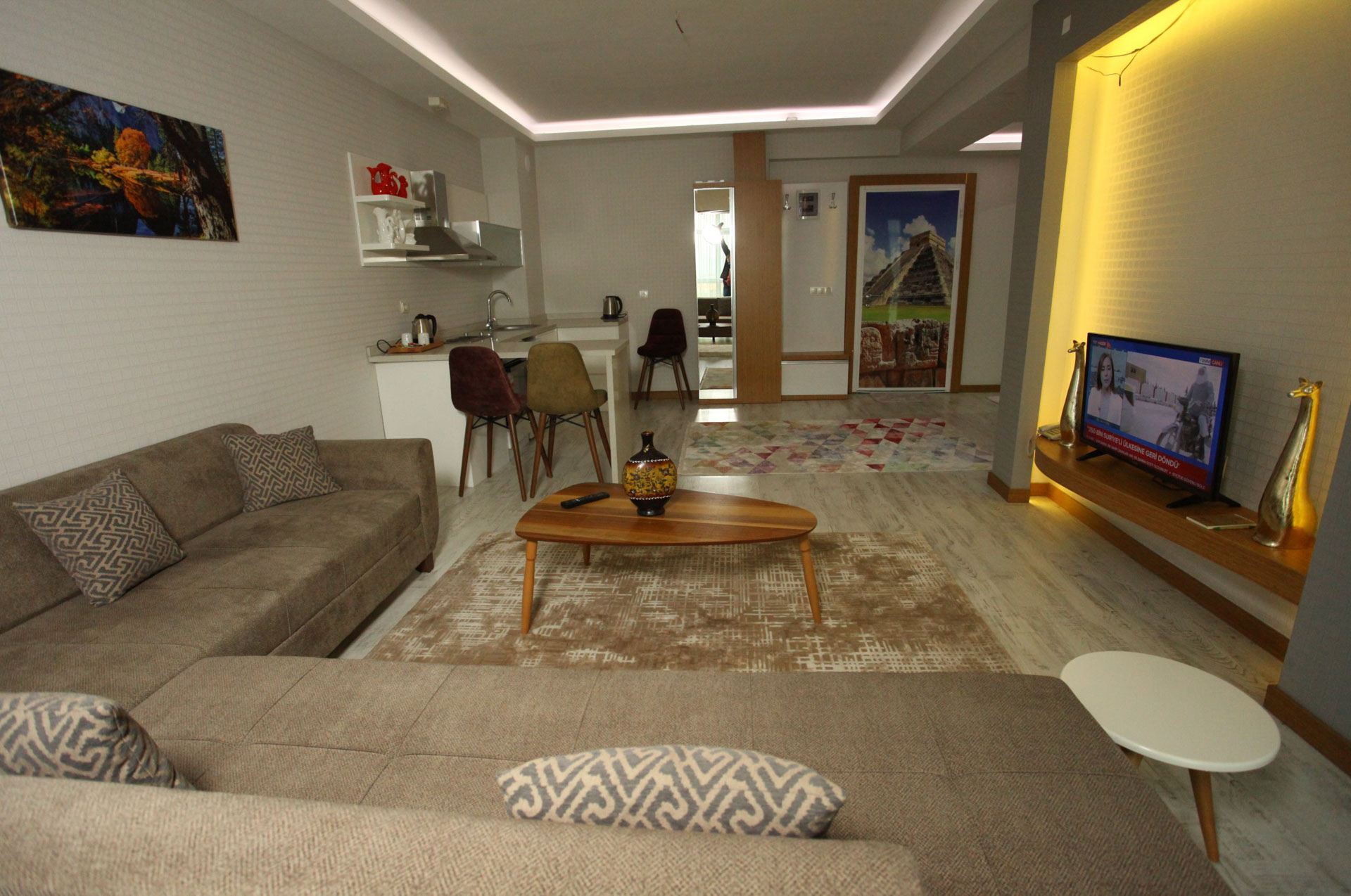 The City Walls Suit Otel 4
