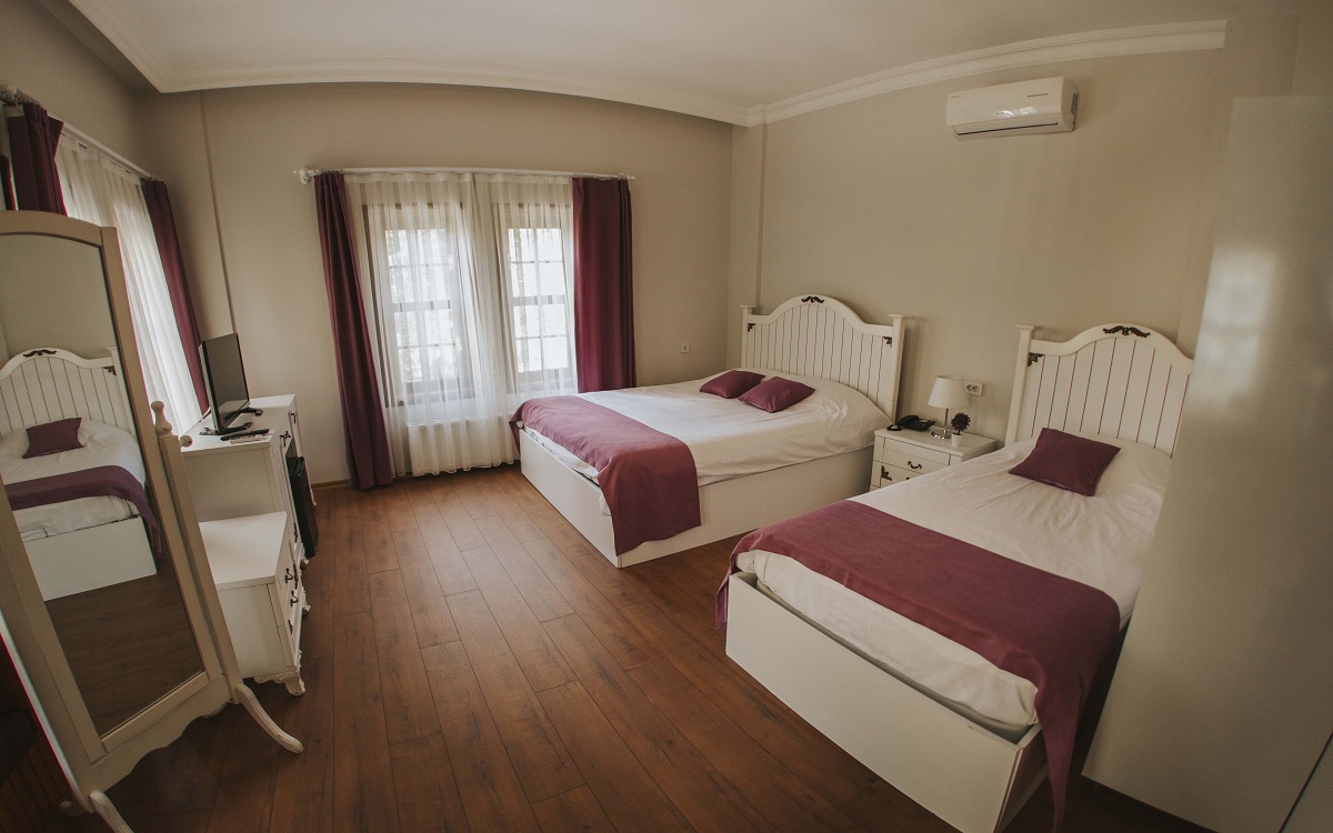 Mor Salkım Konağı 4