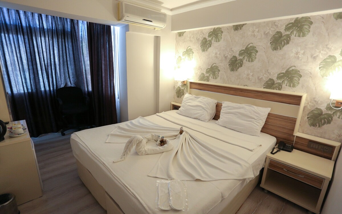 Best Smyrna Otel Kusadasi 1