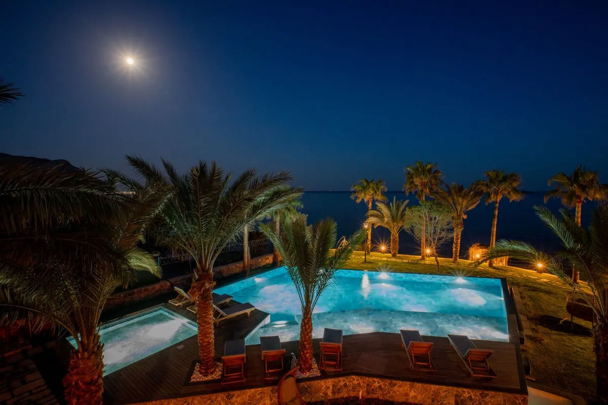 Elysium Garden Hotel 2