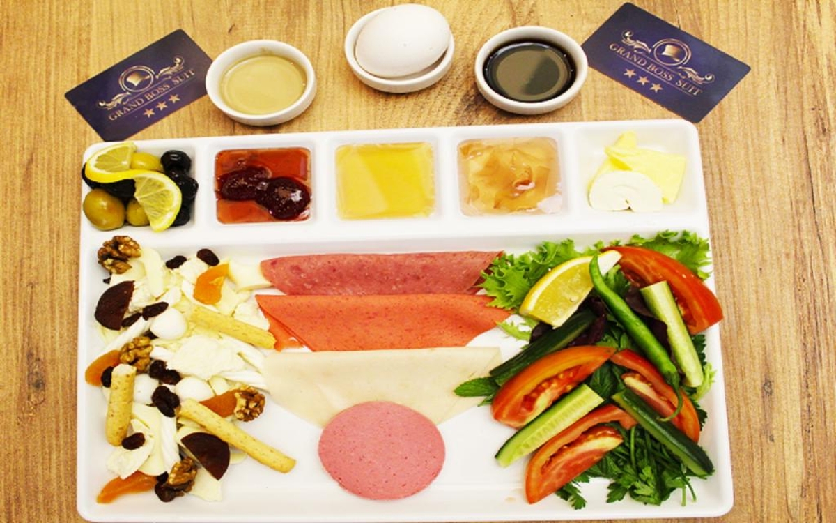 Grand Boss Suit Otel 4