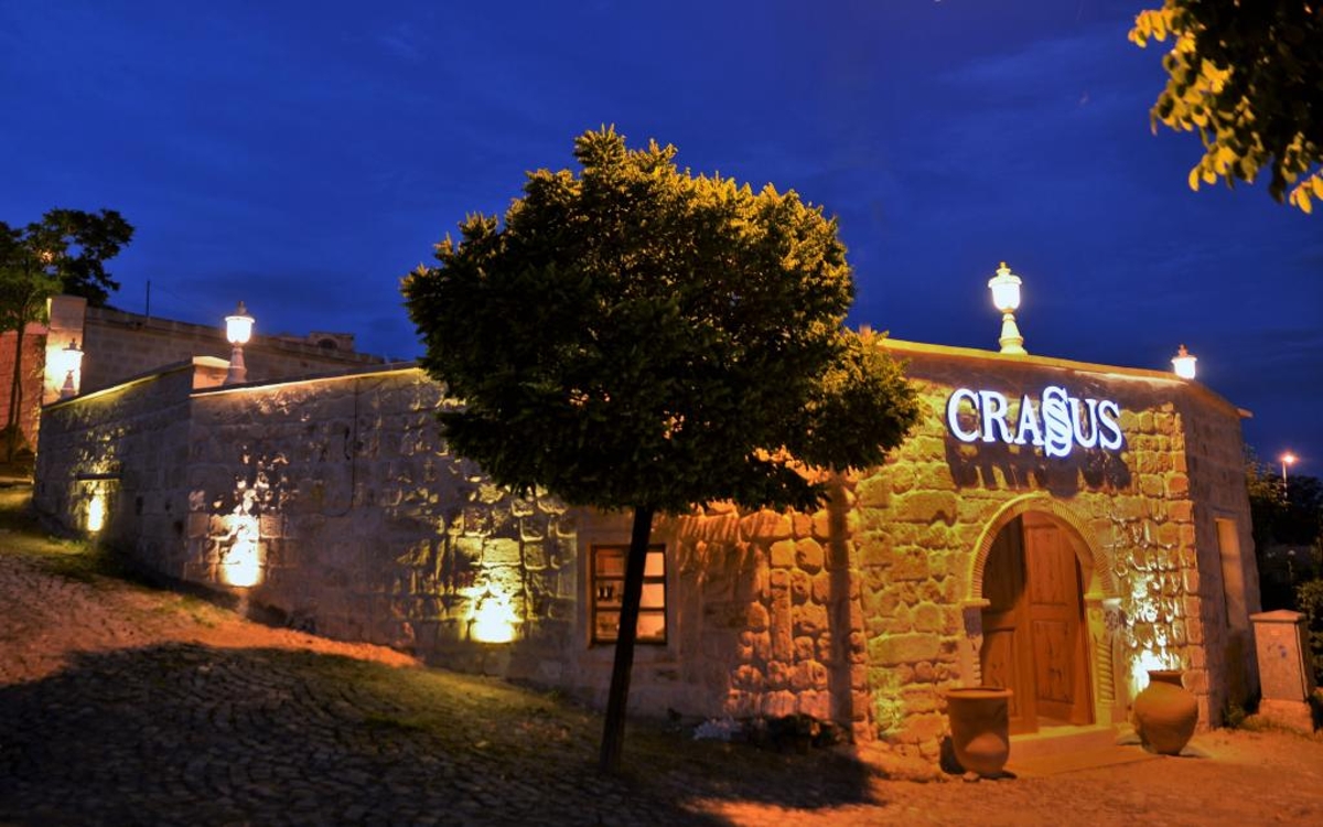 Crassus Cave Hotel 2