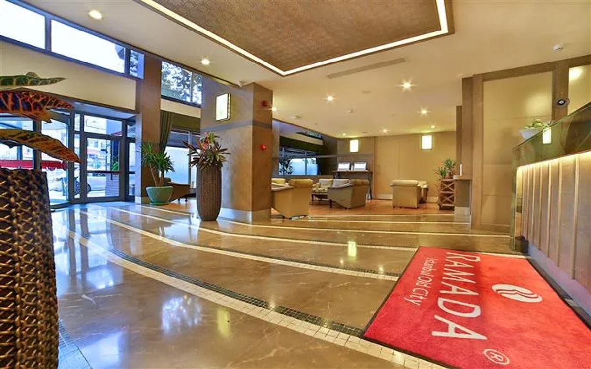 Ramada by Wyndham Istanbul Old City 4
