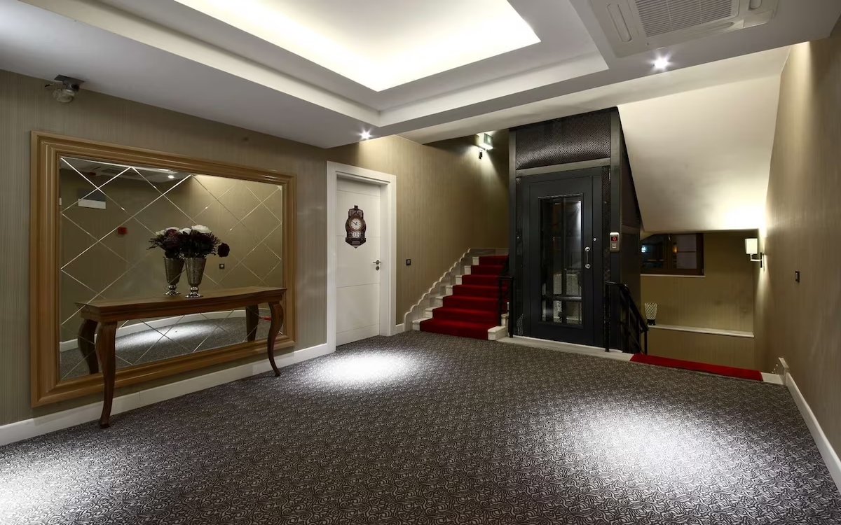 Montania Special Class Hotel 3