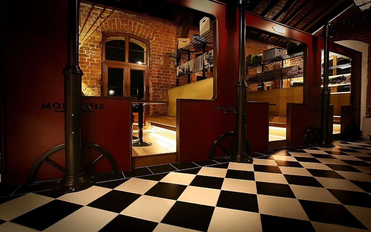 Montania Special Class Hotel 4