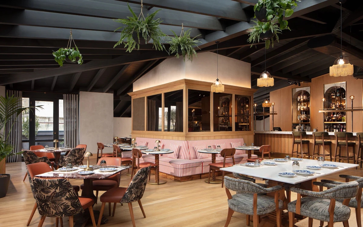 Adahan DeCamondo Pera, Autograph Collection 3