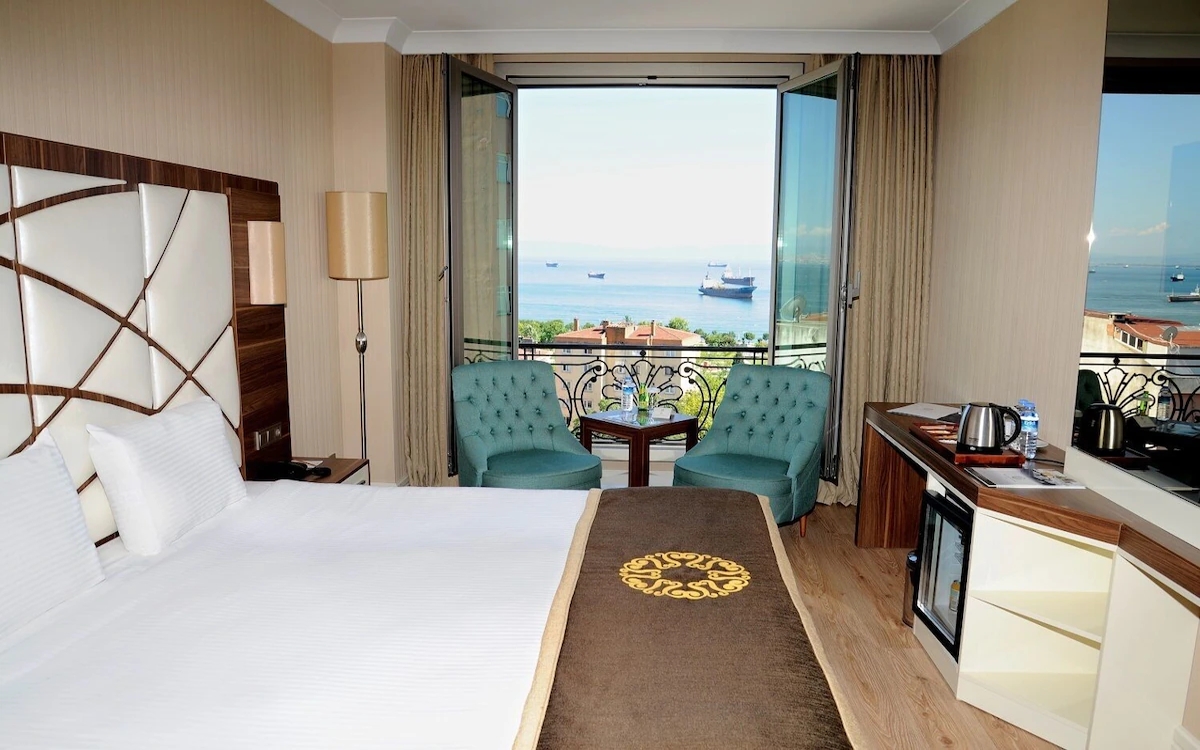 The Grand Mira Business Hotel