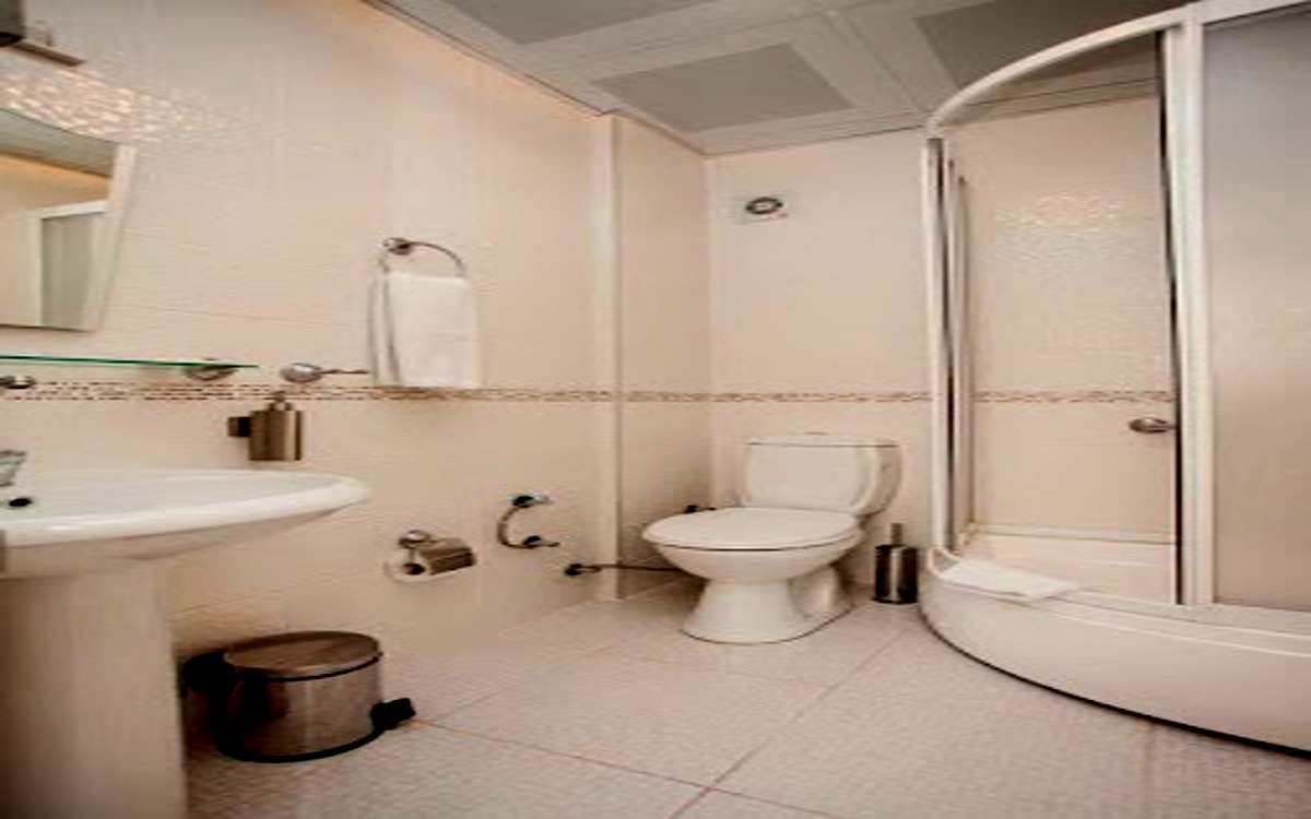 Bade 2 Otel 3