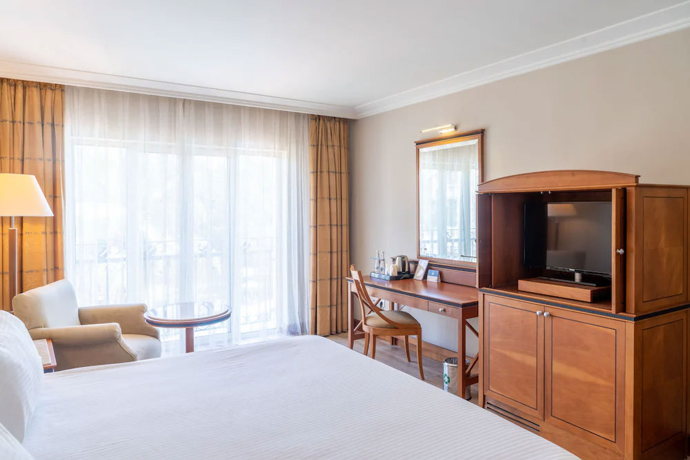 IC Hotels Airport 2