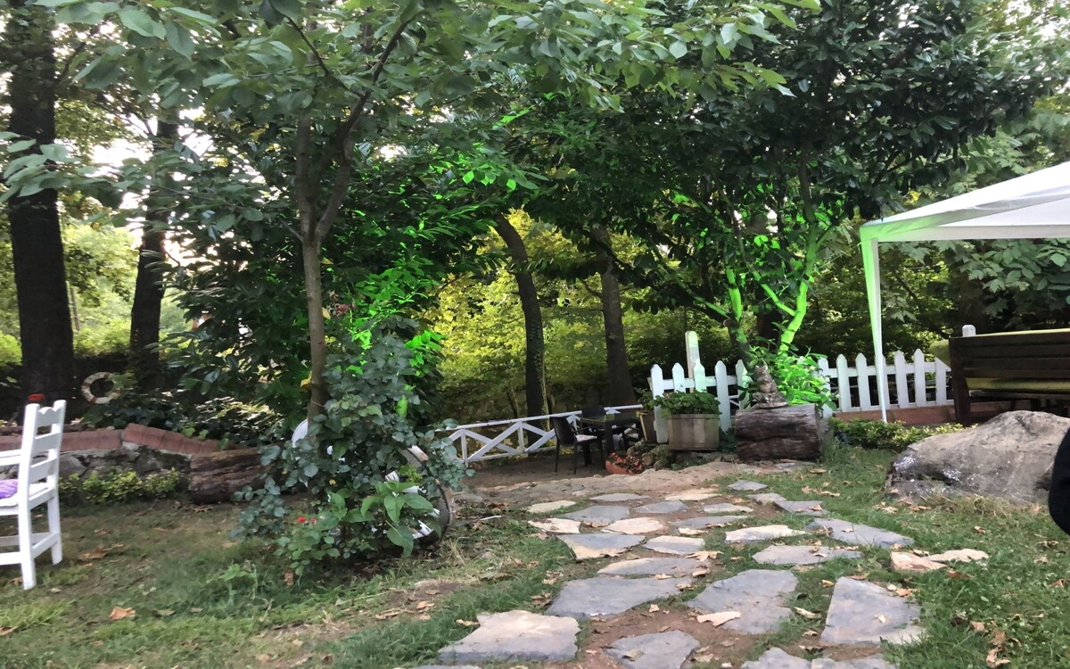 Beyaz Ev Butik Otel 2