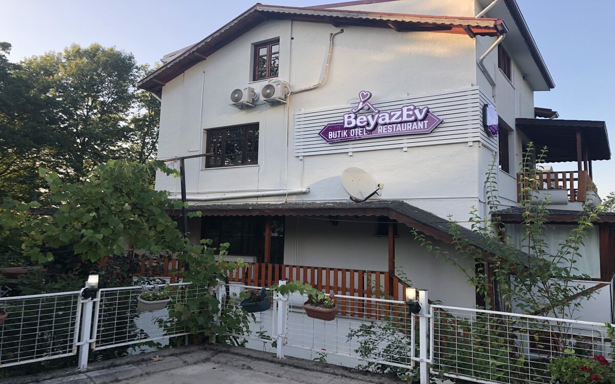 Beyaz Ev Butik Otel