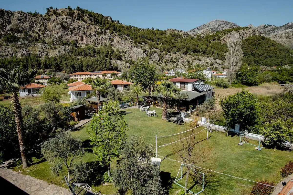 Bybassios Hotel 1