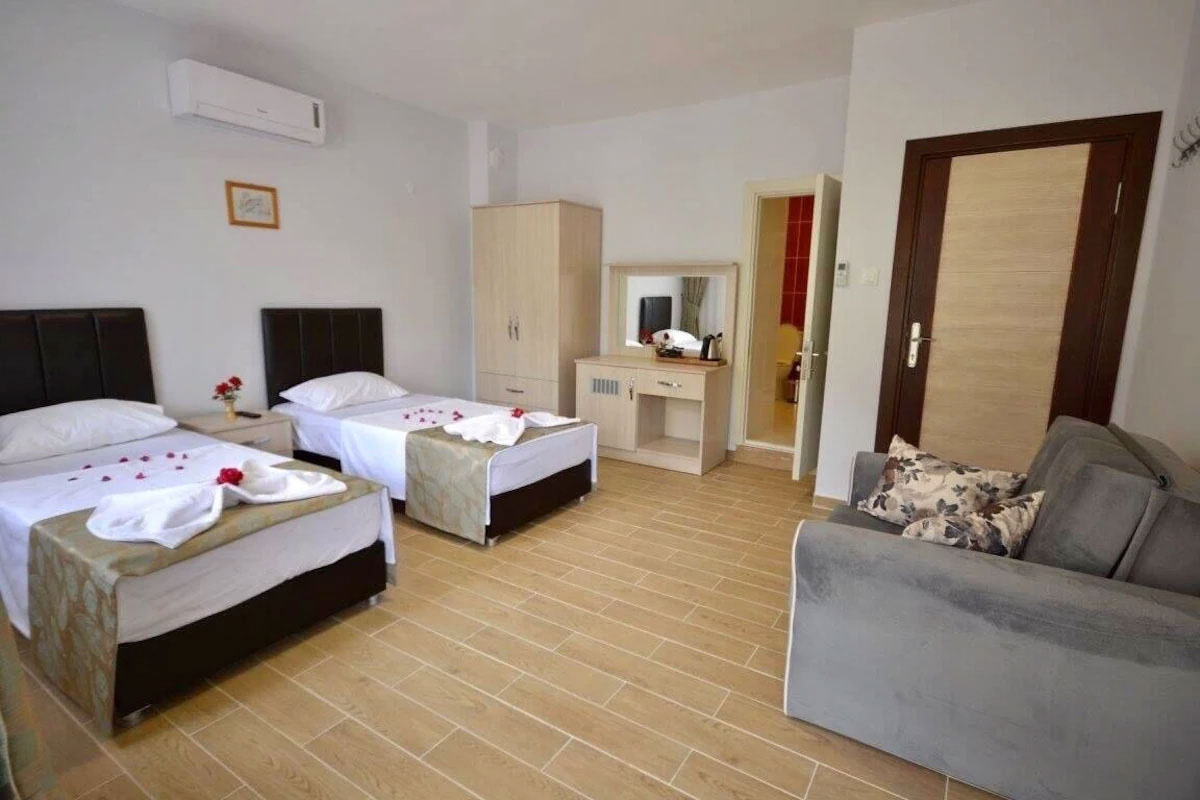 Bybassios Hotel 3