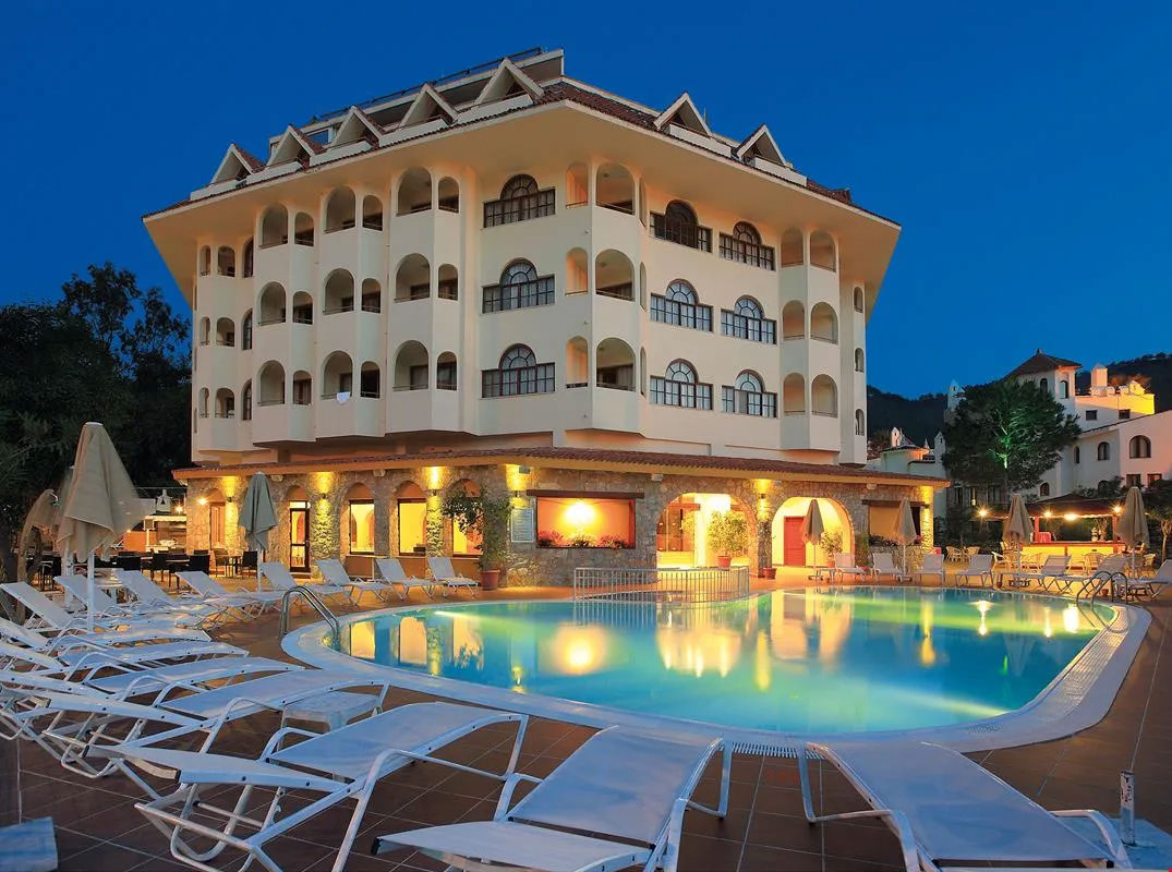 Fortuna Beach Hotel 2