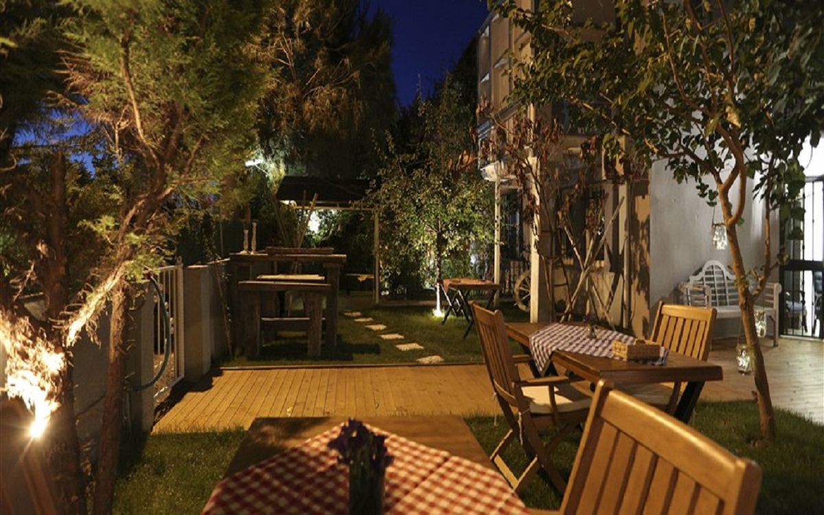 Sakız Kızı Alaçatı Otel 1