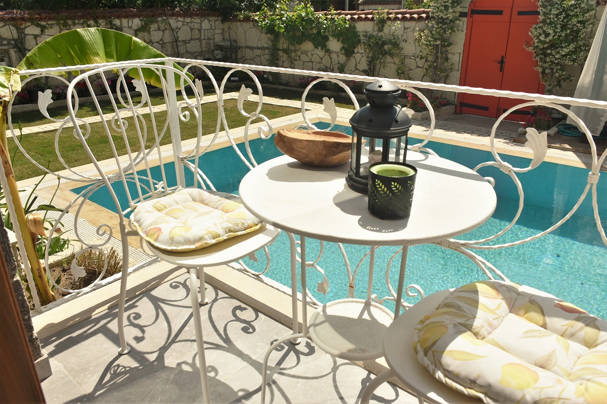 Alaçatı Limoni Otel 1