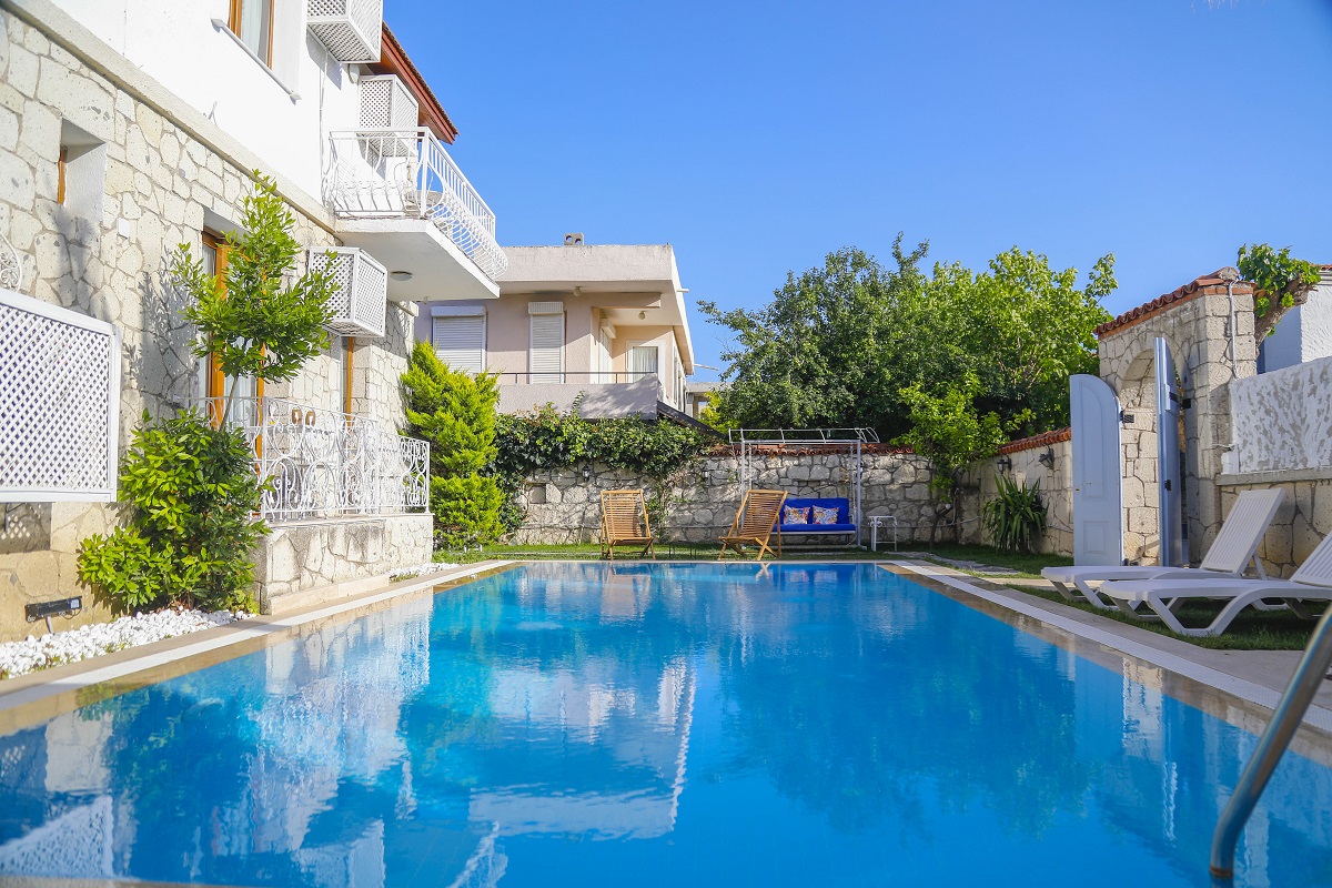 Alaçatı Limoni Otel 2