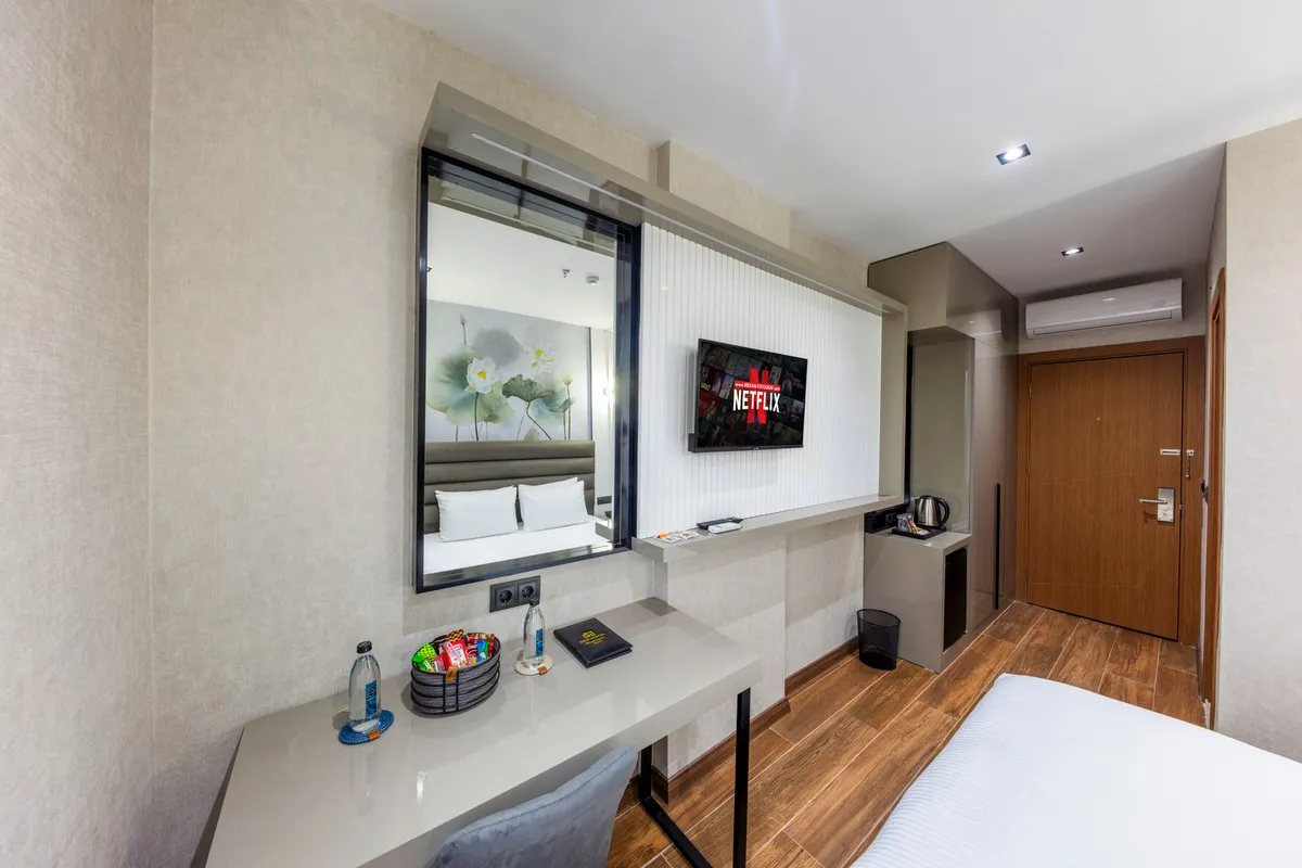 Premium Dem Hotel 1
