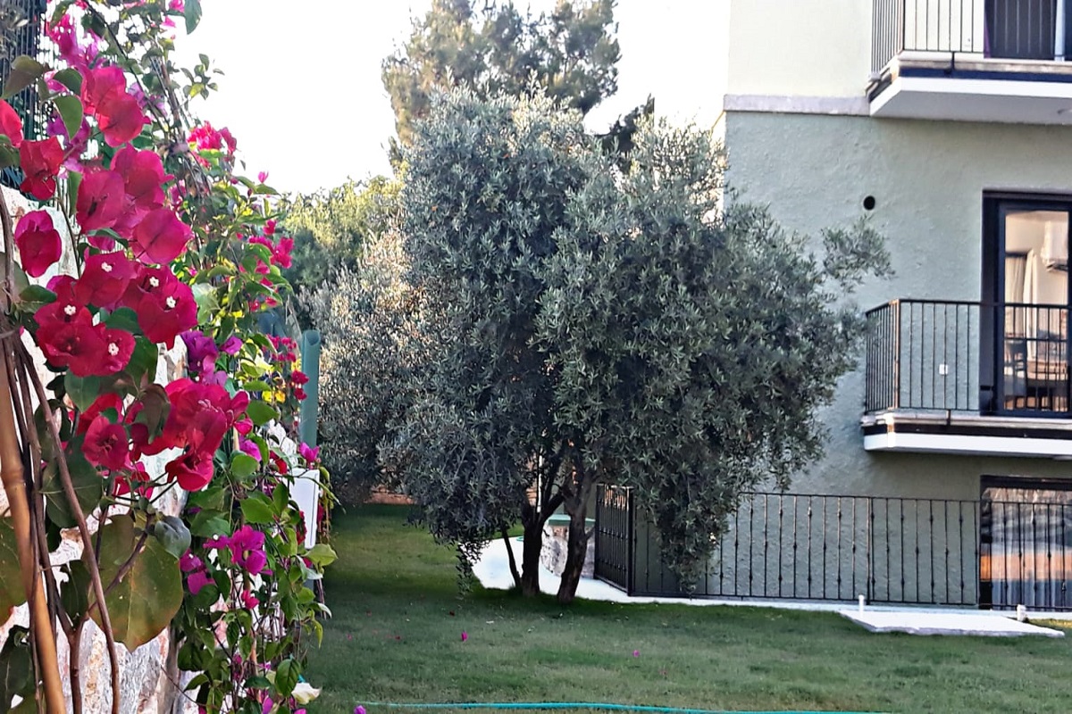 Karyada Hotel 3