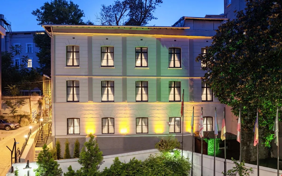 Element Garden Otel 4