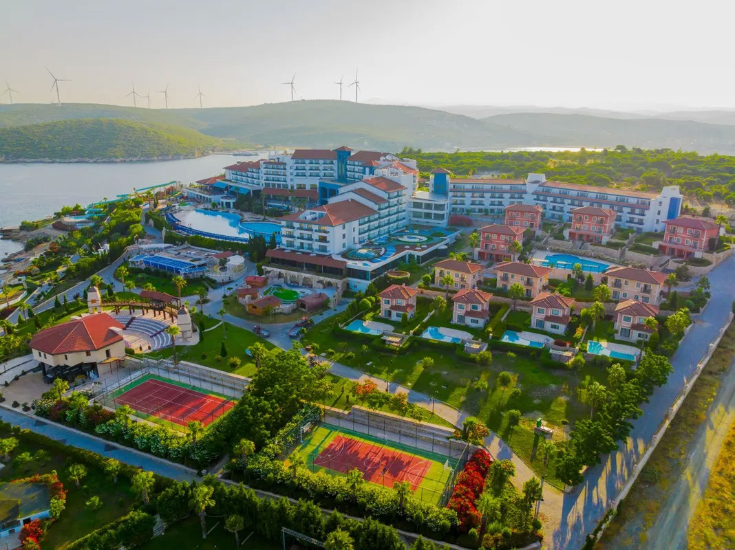 Royal Teos Thermal Resort Clinic Spa (Helal Aile Oteli)