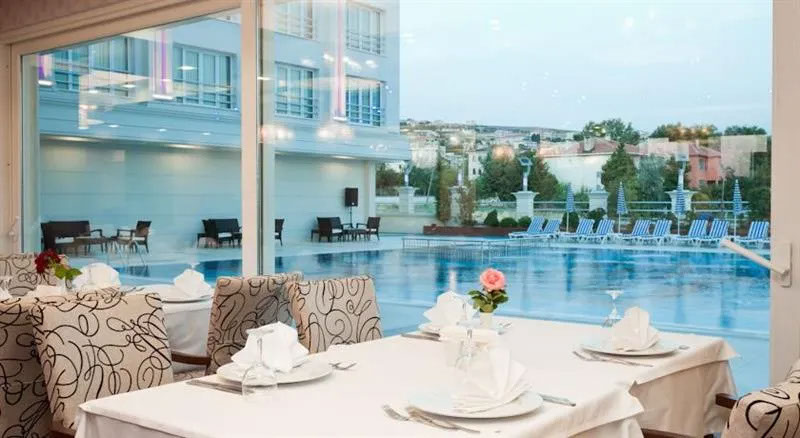 Mercia Hotel Resorts 3