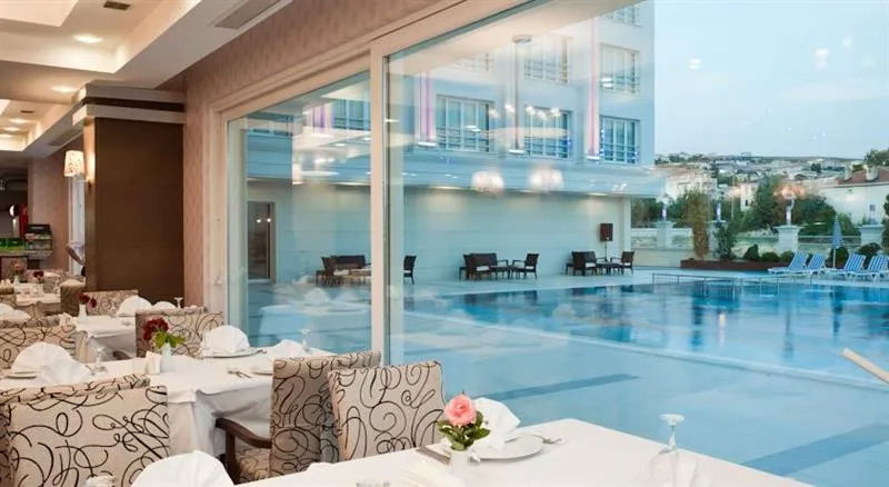 Mercia Hotel Resorts 4