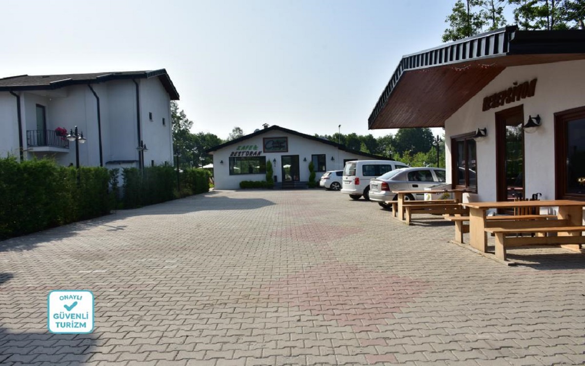 Sapanca Çayır Çimen Otel 2