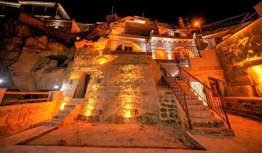 Fairyland Cave Hotel 2