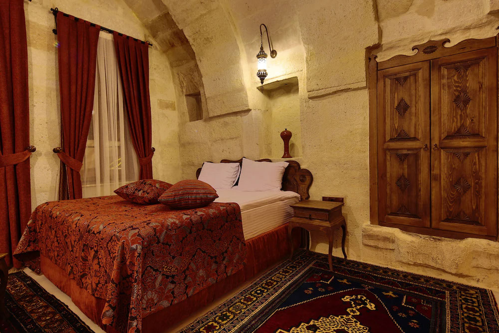 Fairyland Cave Hotel 3