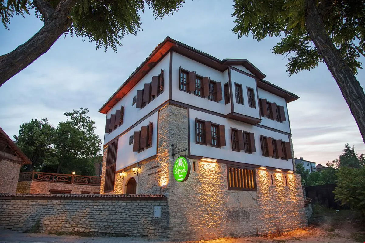 Saffronia 1900 Boutique  Hotel 2