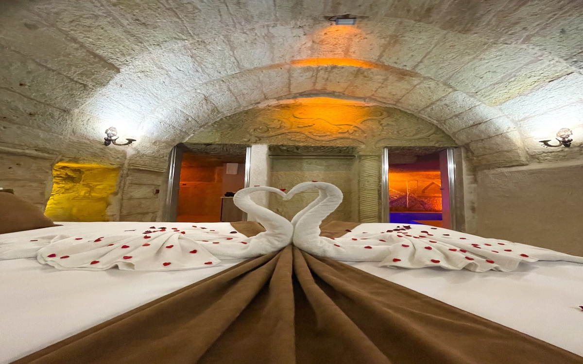 By Yüksel Cave House 1